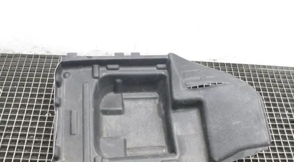 Mercedes-Benz C W205 Centre console side trim rear 