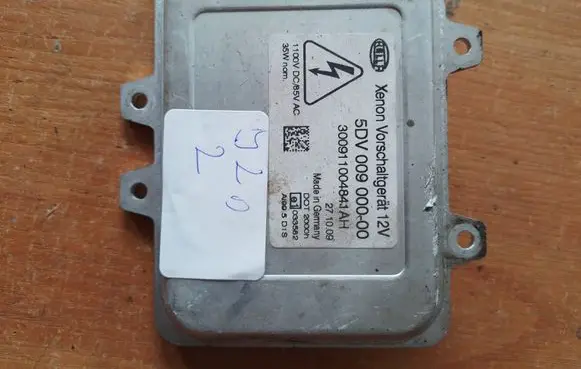 Jaguar XF Headlight ballast module Xenon 5DV00900000 30091100484AH