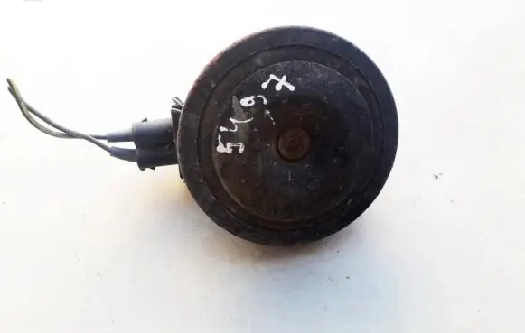 Volkswagen Golf III Horn signal