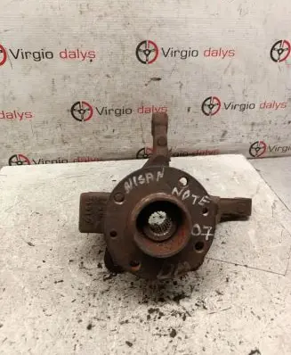 Nissan Note (E11) Front wheel hub