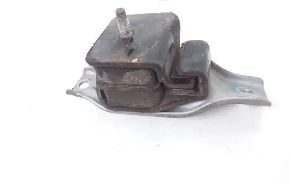 Subaru Impreza III Engine mount bracket 41022FA000