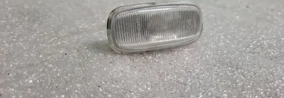 Audi A4 S4 B5 8D Front fender indicator light
