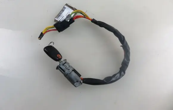 Renault Kangoo I Ignition lock 