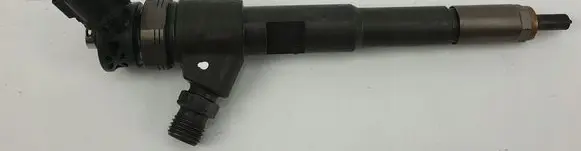 Dacia Sandero Fuel injector H8201108033