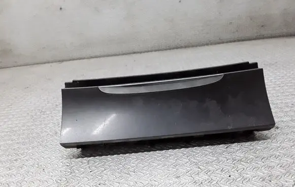 Ashtray (front)
