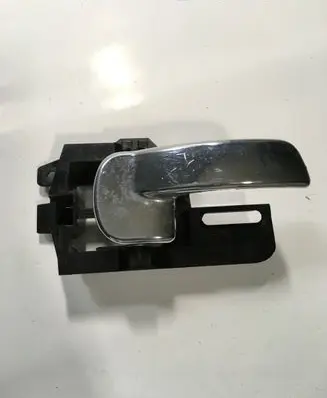 Nissan Qashqai Rear door interior handle 80670JD0 8449 8318D