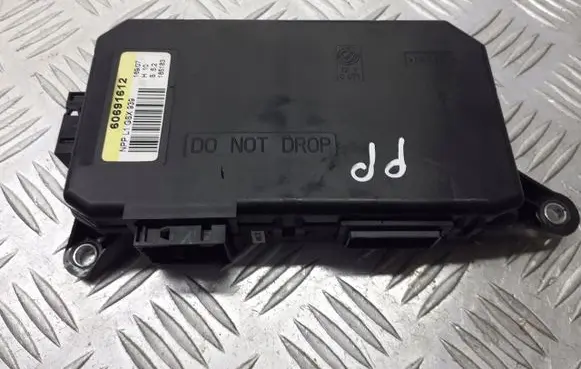 Alfa Romeo 159 Door control unit/module 60691612