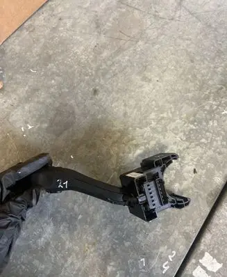 Volkswagen PASSAT B7 Wiper control stalk 1K0953519A 01203506 20350642215087