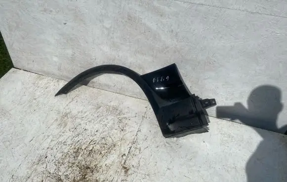 BMW X3 E83 Front arch trim 3401807