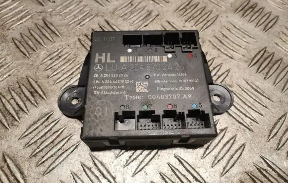 Mercedes-Benz C W204 Door control unit/module 2048702426