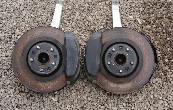 Lexus RC Front wheel hub spindle knuckle