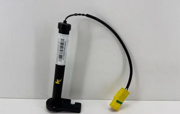 BMW 2 F45 Bonnet Pedestrian Airbag Actuator 7300537