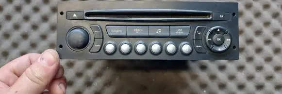 Peugeot 3008 I Screen/display/small screen 98041626XT
