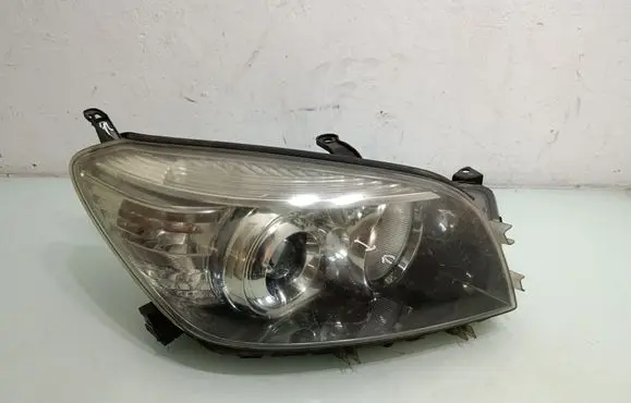 Toyota RAV 4 (XA30) Headlight/headlamp