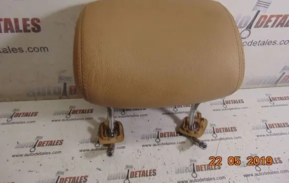 Mercedes-Benz S W220 Rear seat headrest 