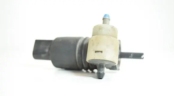 Audi A6 S6 C6 4F Windscreen/windshield washer pump