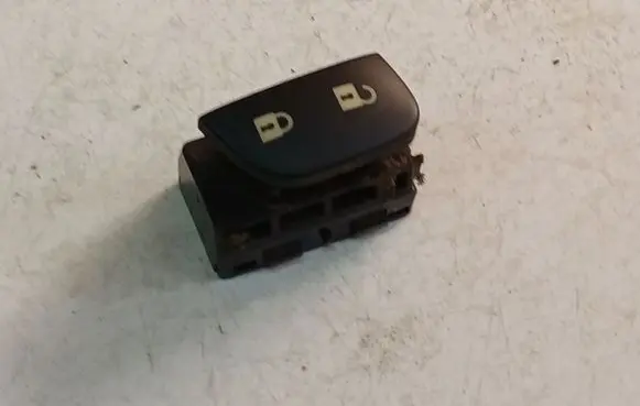 Saab 9-3 Ver2 Central locking switch button 12786136