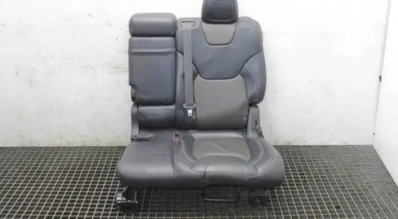 Jeep Cherokee Rear seat 
