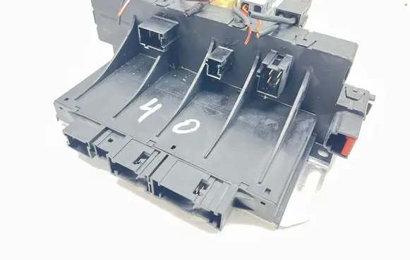 Mercedes-Benz S W220 Fuse module 05045116 A0325458232 04511631021702
