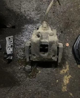 BMW 7 E65 E66 Rear brake caliper