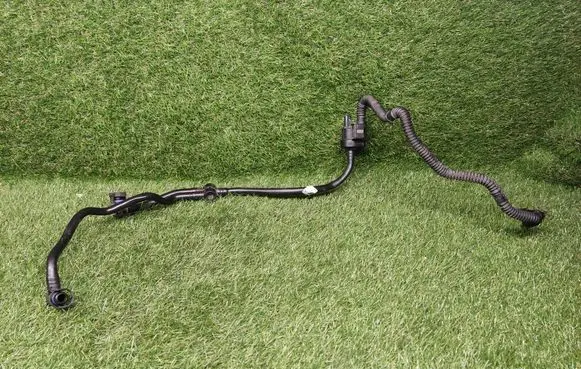 Volkswagen Jetta VI Vacuum valve 04E906517