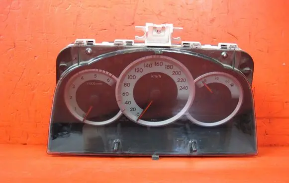 Toyota Corolla Verso AR10 Speedometer (instrument cluster) 838000F091