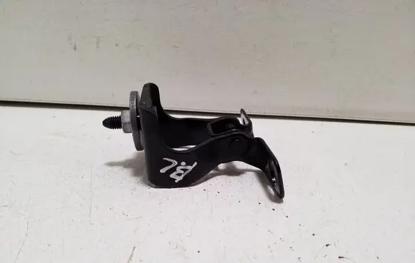 Citroen C5 Aircross Tailgate/trunk/boot hinge 9813973480