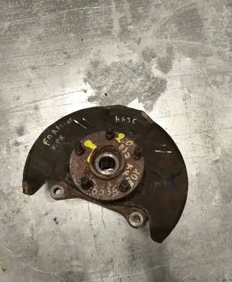 Subaru Forester SH Front wheel hub spindle knuckle 66369