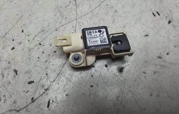 Opel Zafira B Airbag deployment crash/impact sensor 13251078 EA008457627