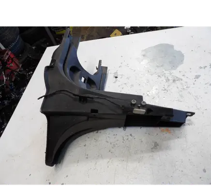 BMW X5M E70 Fender mounting bracket 7157983