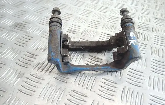 Opel Insignia A Brake caliper pad carrier rear 