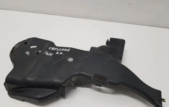 Rear underbody cover/under tray