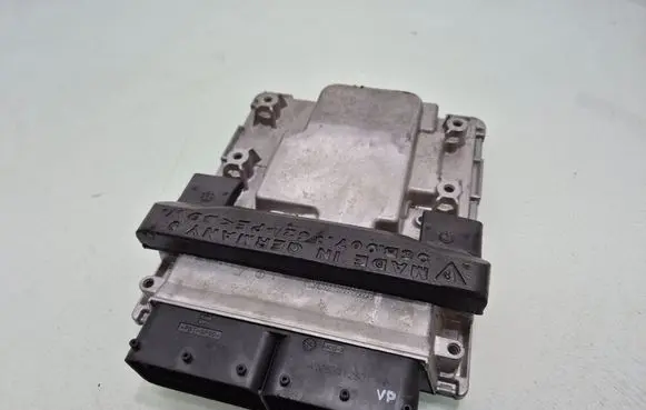 Porsche Macan (95B) Engine control unit/module 95B906022B 10272069AA 5WP4651401