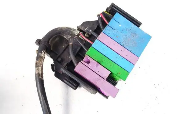 Opel Zafira A Fuse box set 9685661