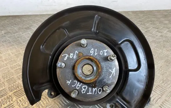 Subaru Outback (BS) Rear wheel hub