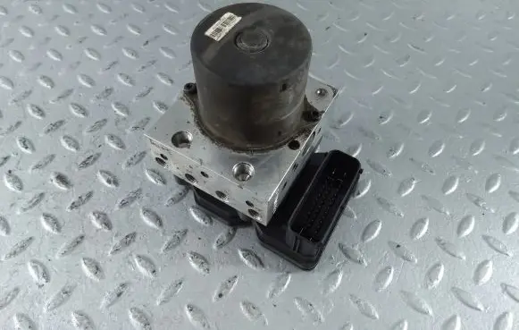 Hyundai i40 ABS Pump 589203Z510 BE60031502
