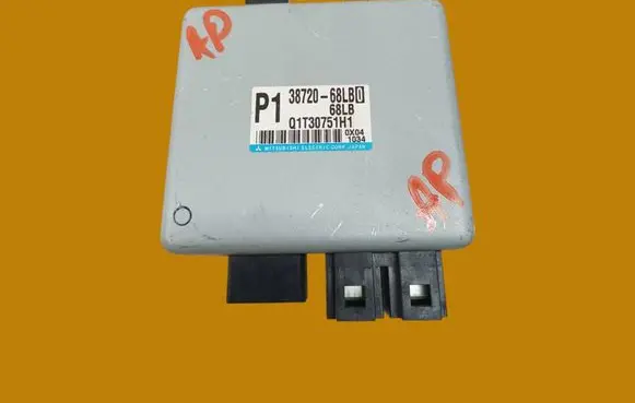 Suzuki Swift II Other control units/modules 38720-68LB0