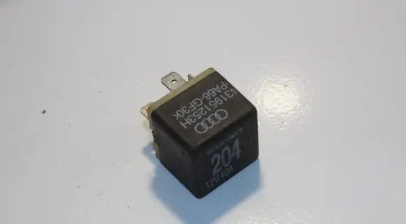 Volkswagen PASSAT B5 Other relay 431951253H