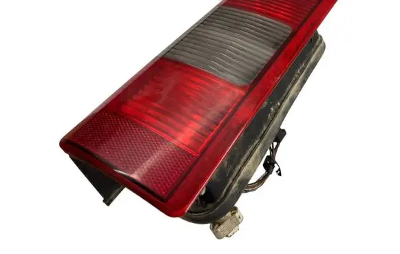 Opel Combo C Rear/tail lights e95302