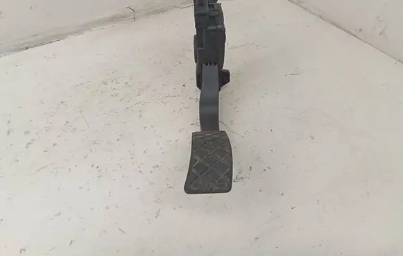Audi A5 Sportback 8TA Accelerator throttle pedal 8K1721523A 6PV00950520