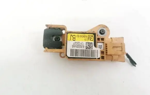Opel Signum Airbag deployment crash/impact sensor 13102027