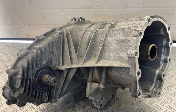 Volkswagen Touareg II Gearbox transfer box case NCA0165318 NCA 0BU341011G