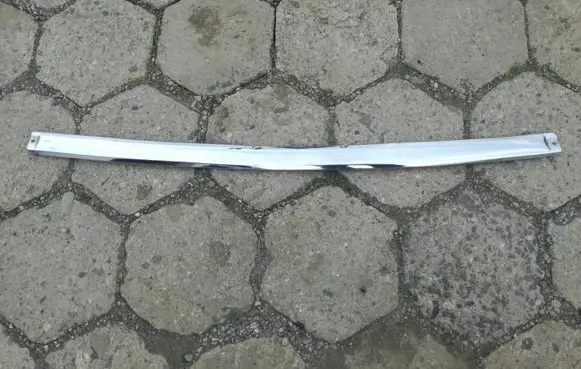 Mercedes-Benz S W126 Rear bumper trim bar molding 1268852774