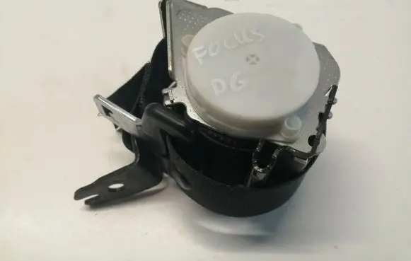 Ford Focus Rear seatbelt 040676 40603 4M51A611B68