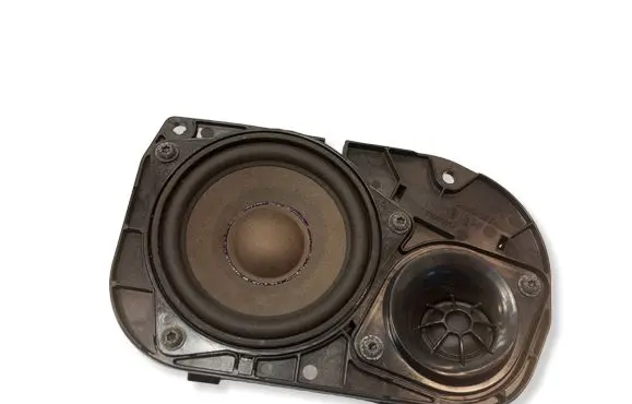BMW 5 F10 F11 Subwoofer speaker 9239145 15111B0071 73866112