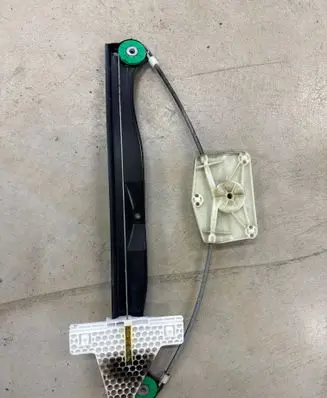 Audi A3 S3 8P Rear window lifting mechanism without motor E006079001