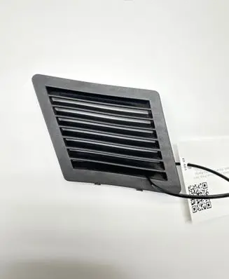 BMW Z4 E85 E86 Rear air vent grill 7036509 51437036509