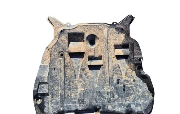 Volvo XC90 Engine splash shield/under tray 30680968