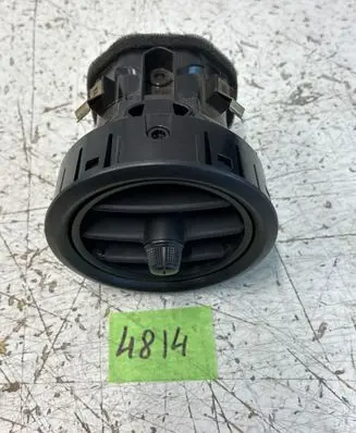 Mercedes-Benz Vito Viano W447 Dashboard side air vent grill/cover trim A4478300054 ZGS005 5187S1C2