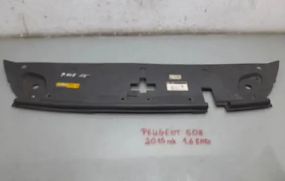Peugeot 508 Engine bonnet/hood lock trim molding 9807628477
